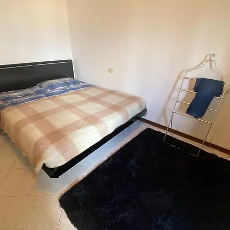 Con Ampio Terrazzo Apartment *